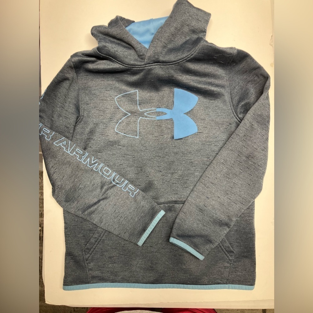 Under Armour Youth Pullover Hoodie, Size YM, Blue